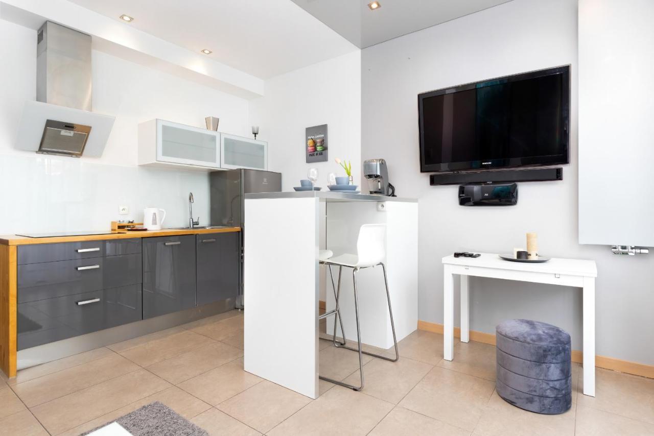 Old Town Neptun Apartments By Noclegi Renters Gdańsk Exterior foto
